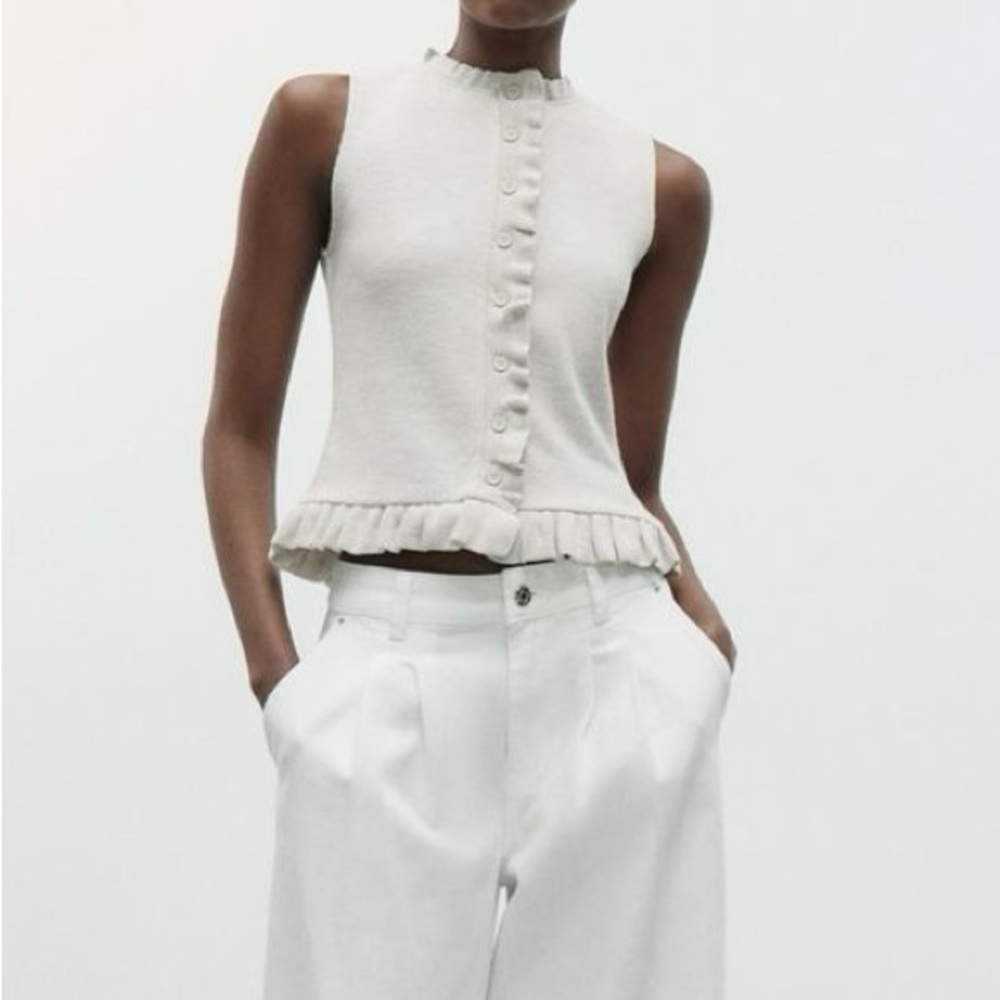 NWT Zara Button-Front Ruffle Trim Top - Picture 3 of 7